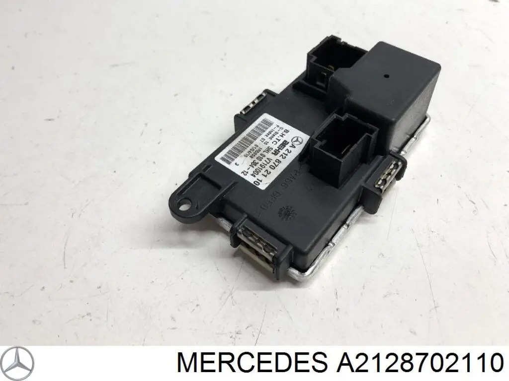 Rezystor wentylatora nagrzewnicy (ogrzewacza kabiny) Mercedes A2128702110 cena, od 51,32 USD