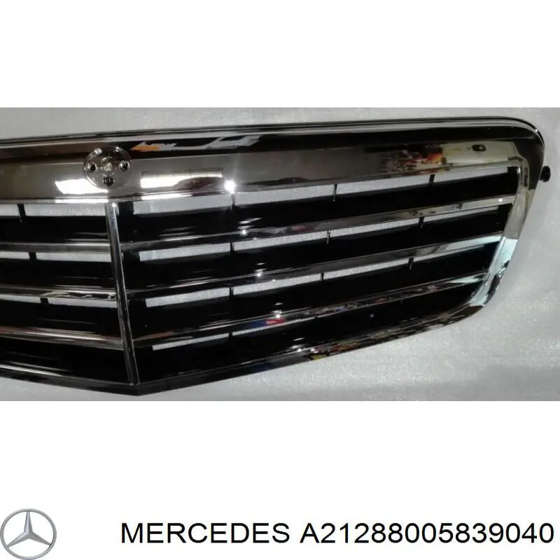 Atrapa chłodnicy Mercedes A21288005839040 cena, od 117,04 USD