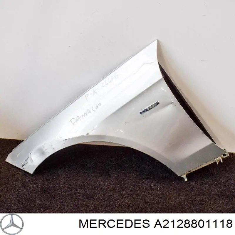 A2128801118 Mercedes Błotnik przedni lewy