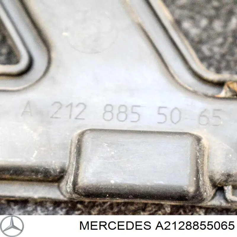 Wspornik zderzaka przedniego środkowy Mercedes A2128855065 cena, od 97,99 USD