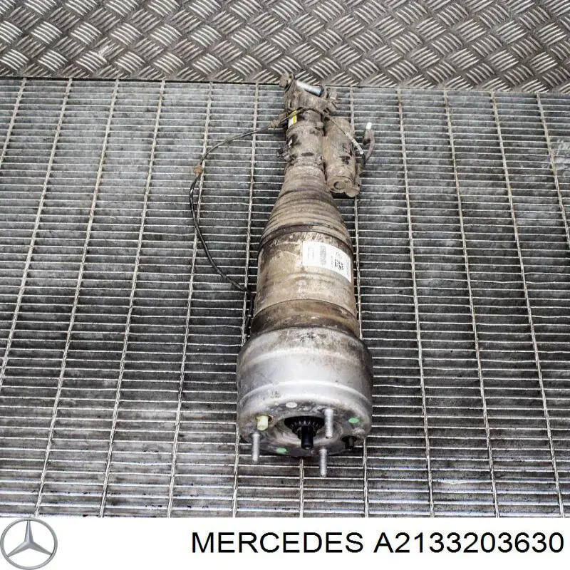 Amortyzator przedni Mercedes A2133203630 cena, od 160,19 USD