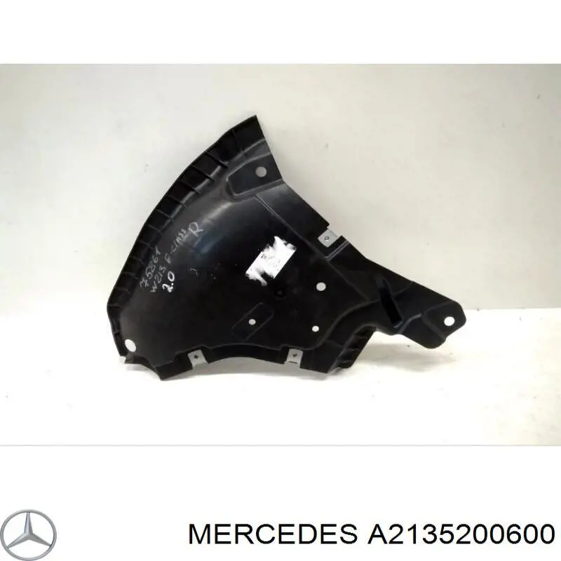 Osłona zderzaka przedniego prawa Mercedes A2135200600 cena, od 16,19 USD