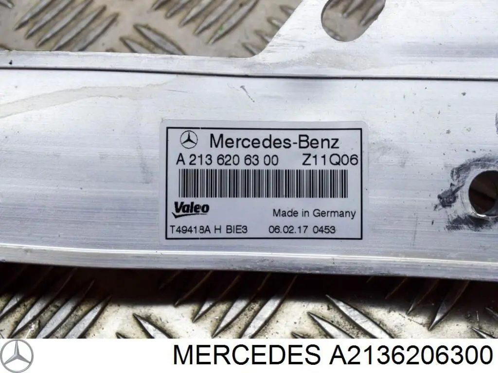 Osłona chłodnicy kompletna (panel mocowania reflektorów) Mercedes E sedana (W213) (2016 - 2023) cena, od 273,65 USD