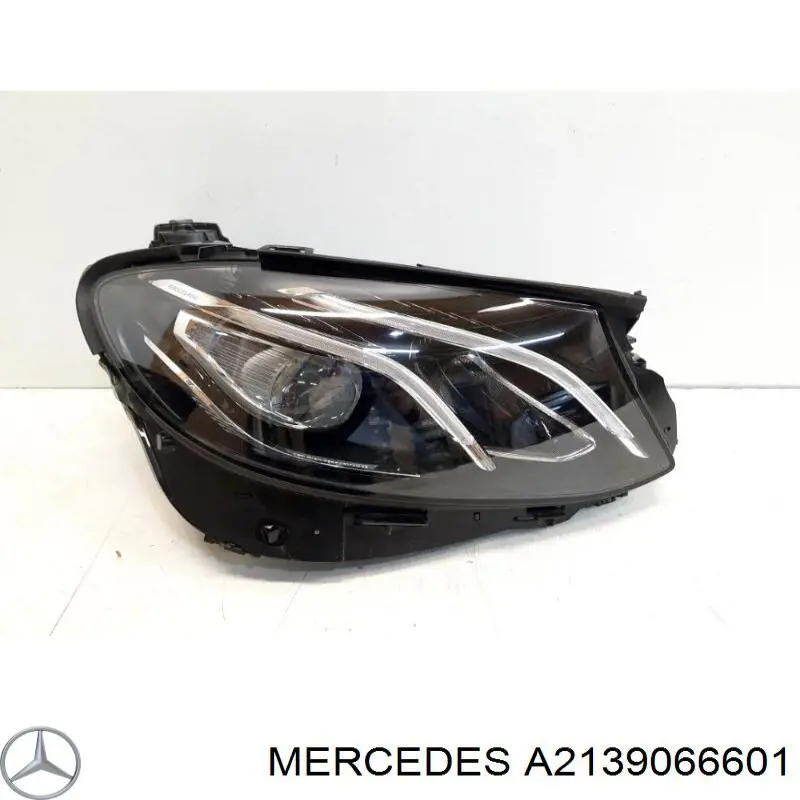 A2139066601 Mercedes reflektor prawy