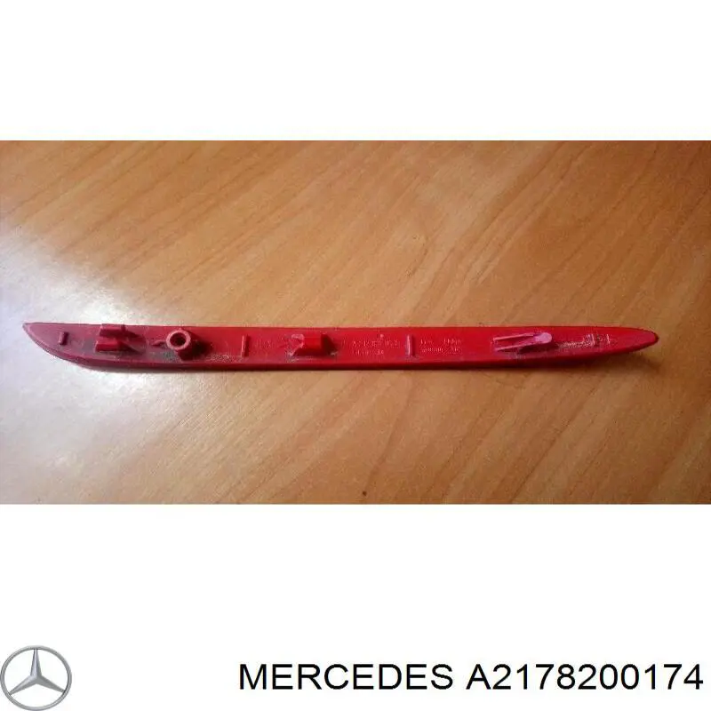 Lampa odblaskowa zderzaka tylnego lewa Mercedes A2178200174 cena, od 11,96 USD