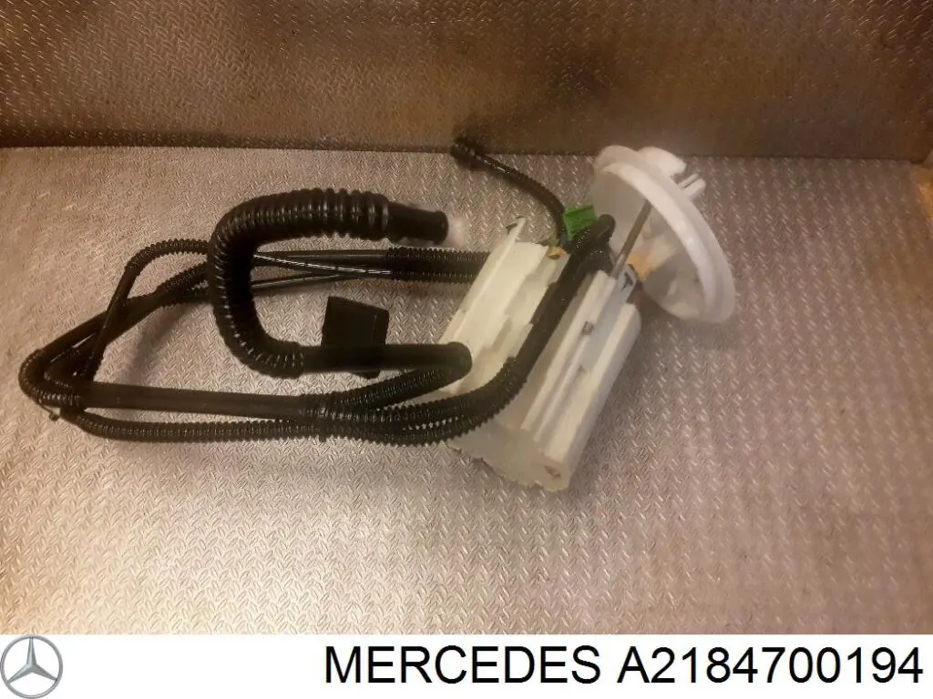 Moduł pompy paliwowej z czujnikiem poziomu paliwa A2184700194 Mercedes