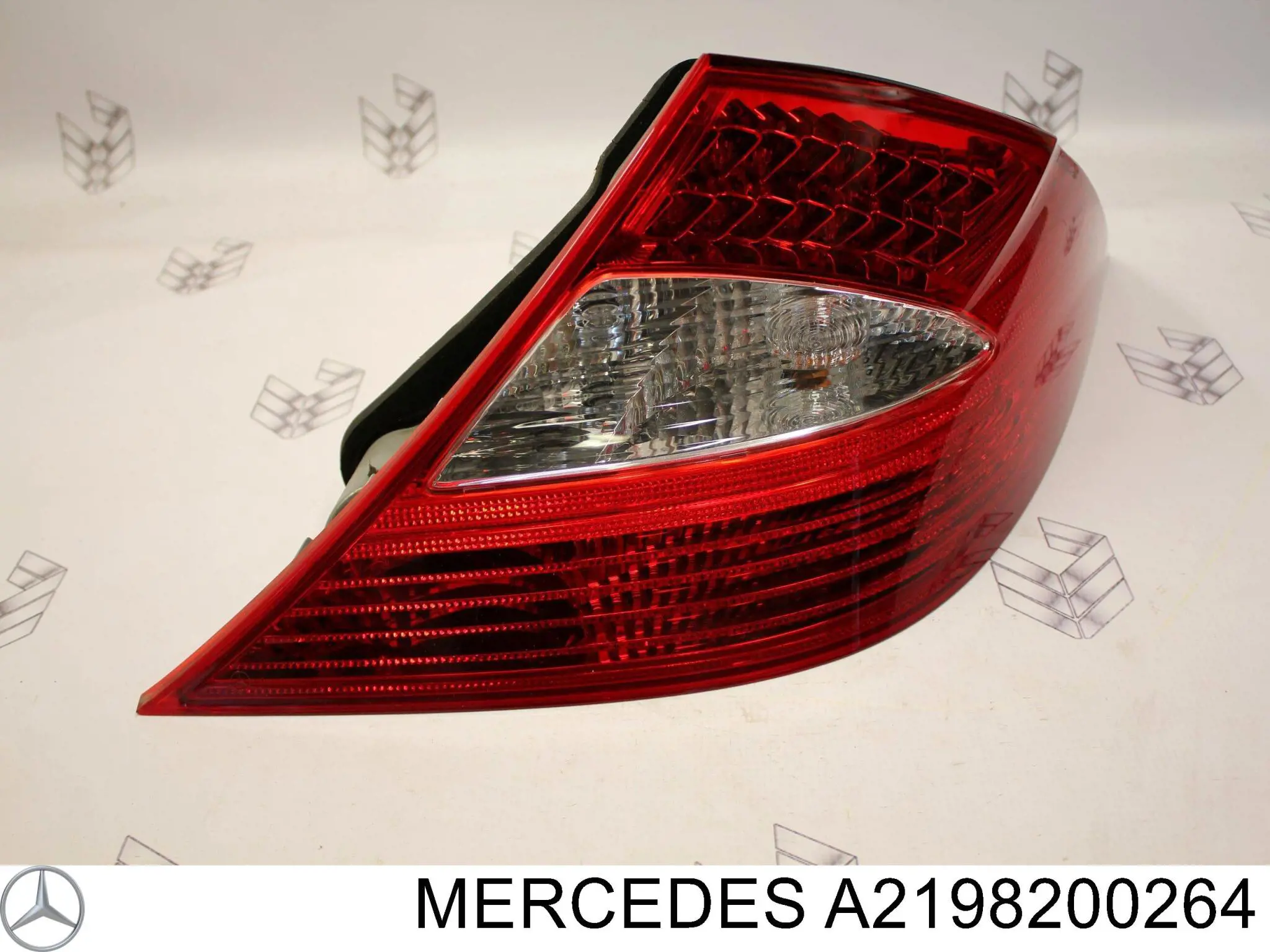 A2198200264 Mercedes Lampa zespolona tylna prawa