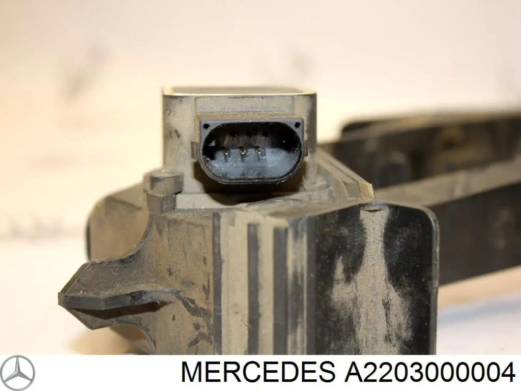 Do koszyka A2203000004 Mercedes Pedał przyspieszenia (gazu)