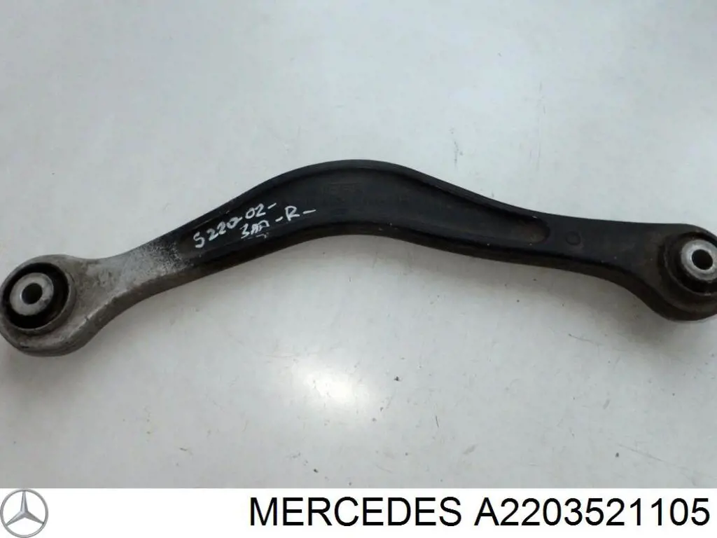  Mercedes A2203521105