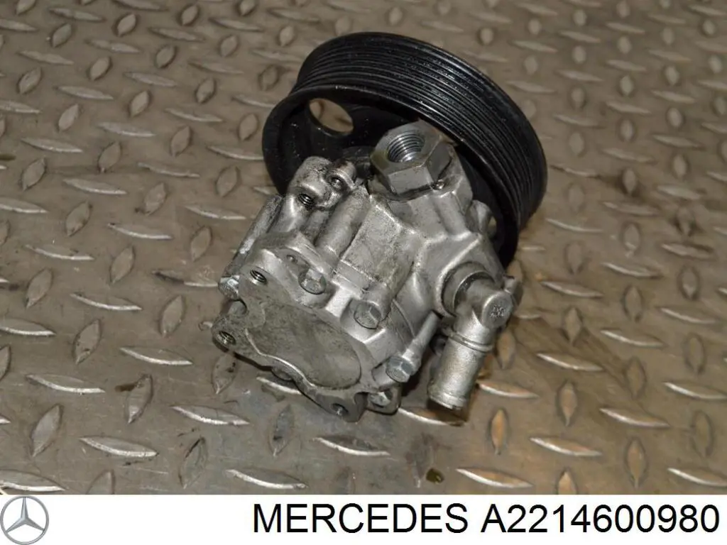 Pompa wspomagania hydraulicznego kierownicy A2214600980 Mercedes