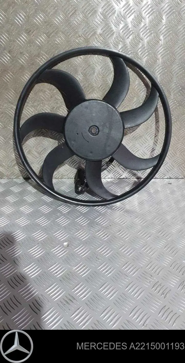 Dyfuzor chłodnicy, w komplecie z silnikiem i wirnikiem Mercedes A2215001193 cena, od 332,00 USD
