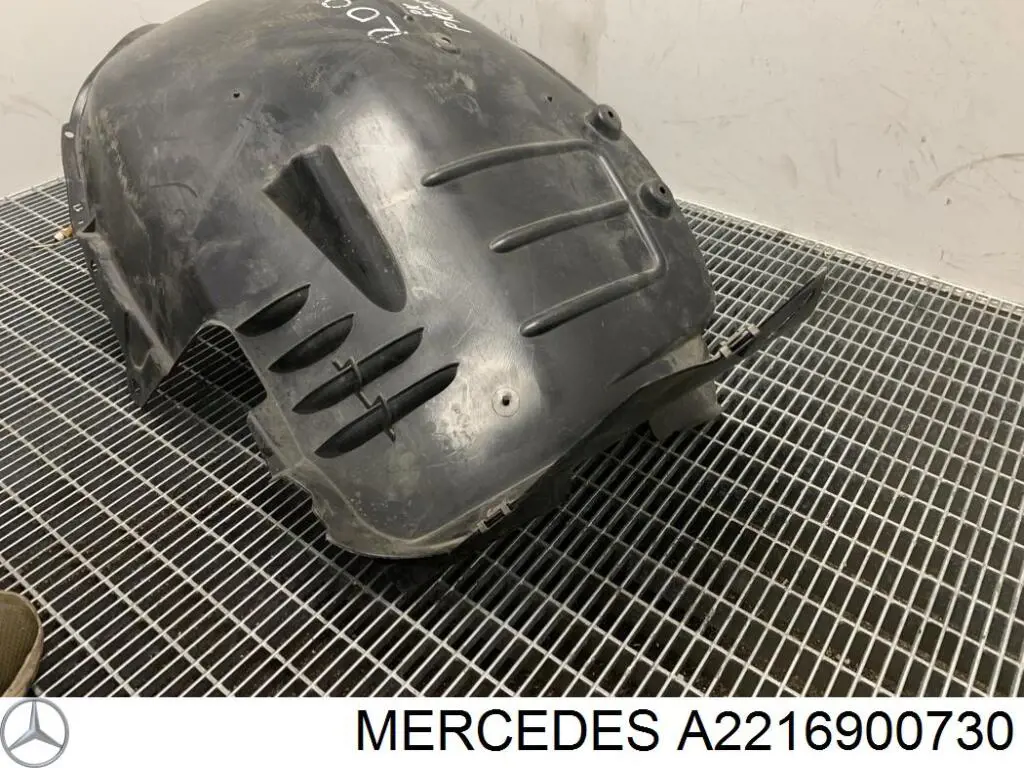 Nadkole błotnika przedniego lewe przednie Mercedes A2216900730 cena, od 23,89 USD