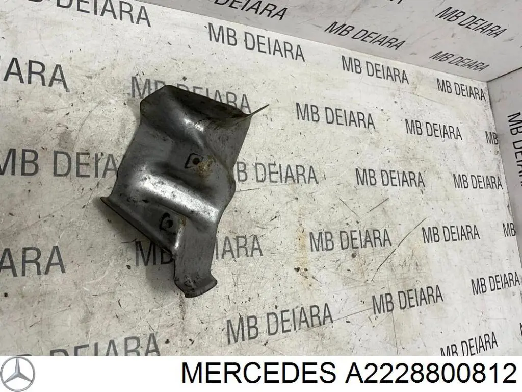 Do koszyka A2228800812 Mercedes Wspornik zderzaka tylnego prawy