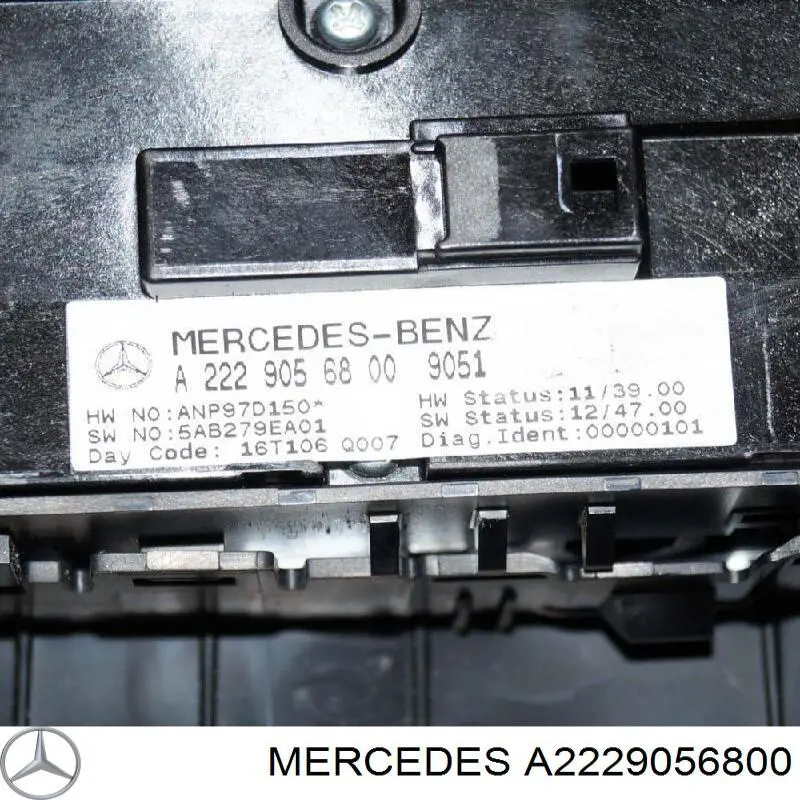 Panel przyciskowy sterowania podnośnikiem szyby przedni lewy Mercedes A2229056800 cena, od 72,68 USD