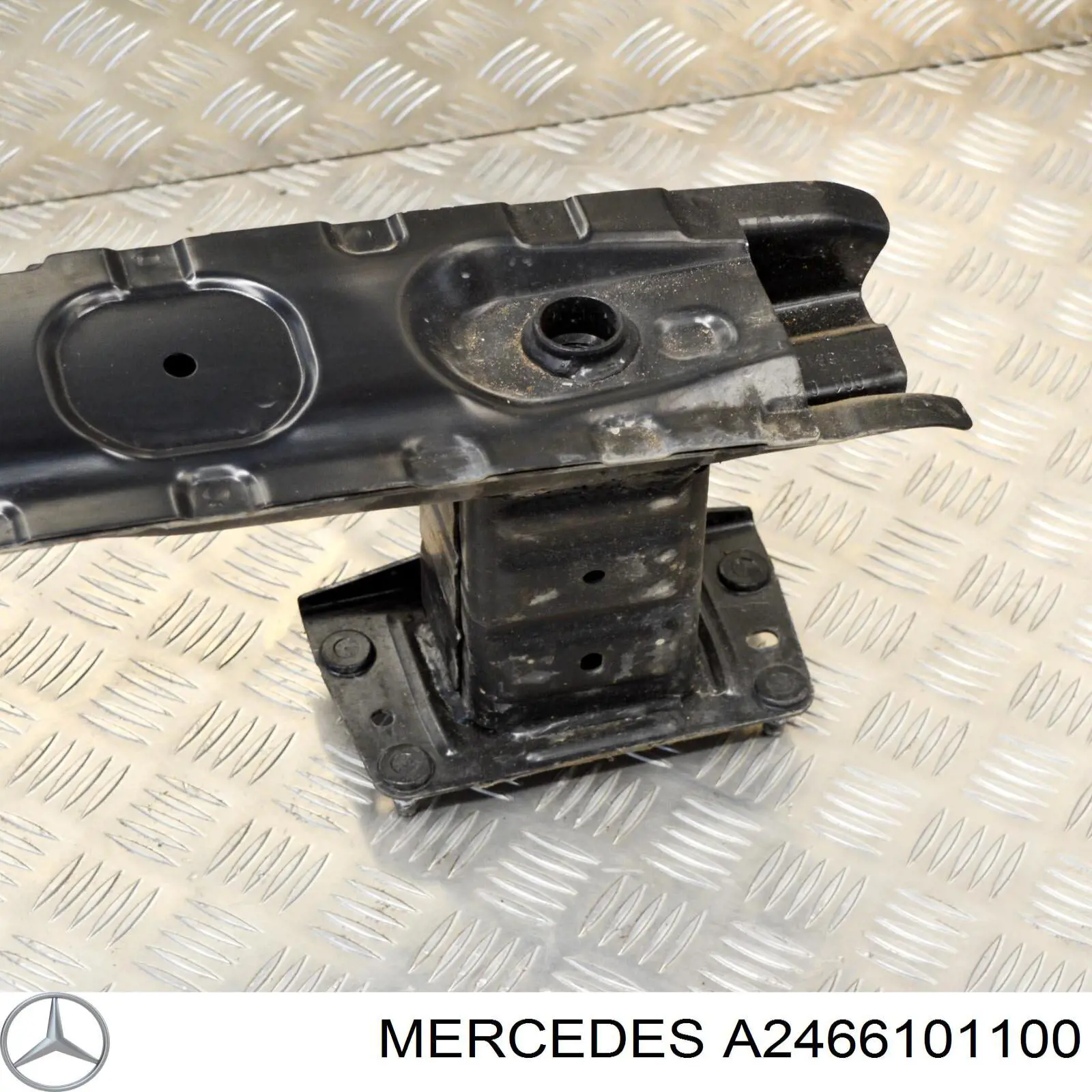 Do koszyka A2466101100 Mercedes Wzmocnienie zderzaka tylnego