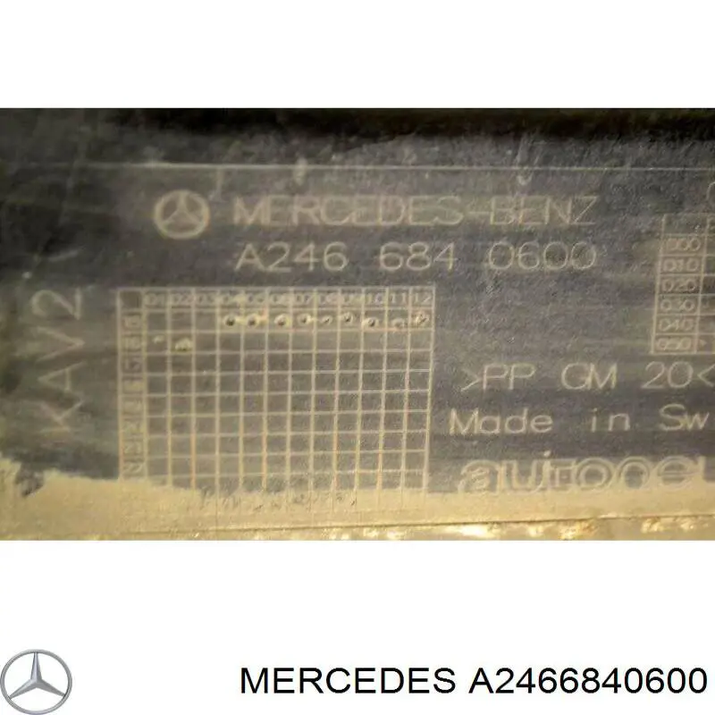 A2466840600 Mercedes Osłona podwozia tylna prawa