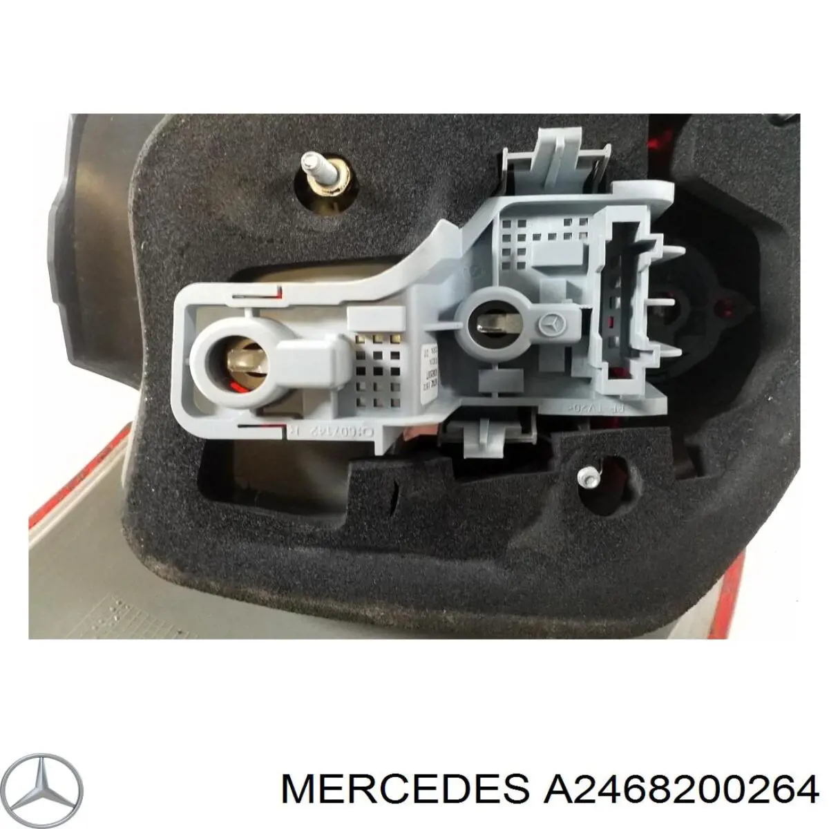 Lampa zespolona tylna prawa zewnętrzna Mercedes A2468200264 cena, od 110,18 USD