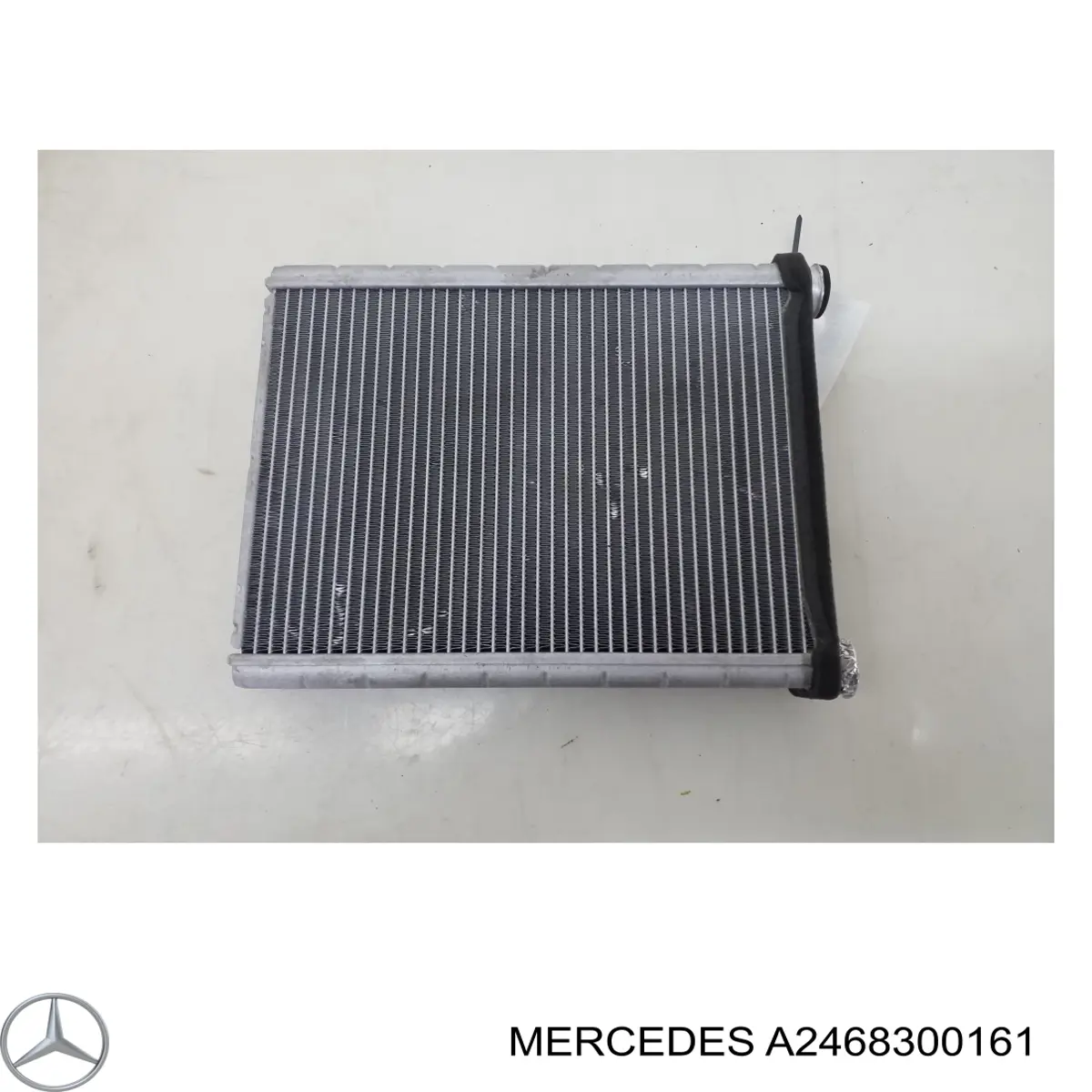 Chłodnica nagrzewnicy (ogrzewacza) Mercedes A2468300161 cena, od 80,24 USD