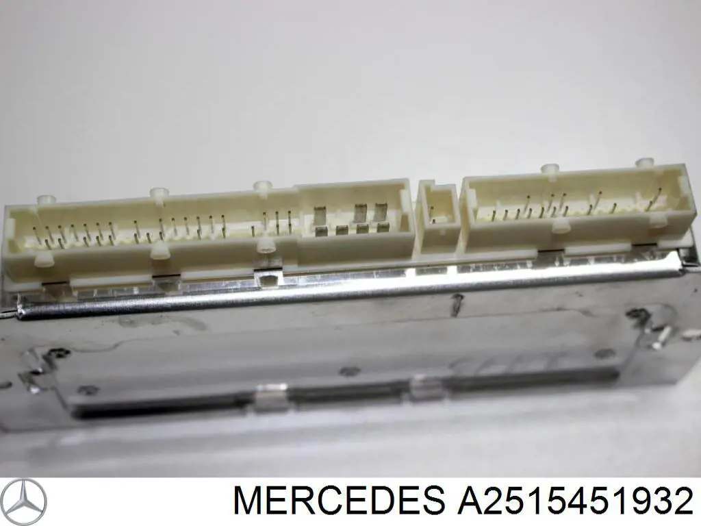 Sterownik zawieszenia pneumatycznego Mercedes 2515452032 cena, od 163,45 USD
