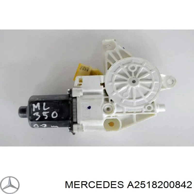 Silniczek podnośnika szyby drzwi przednich prawych Mercedes A2518200842 cena, od 52,78 USD