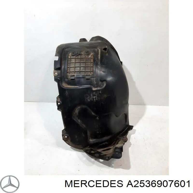 Nadkole błotnika przedniego prawe przednie Mercedes A2536907601 cena, od 162,32 USD