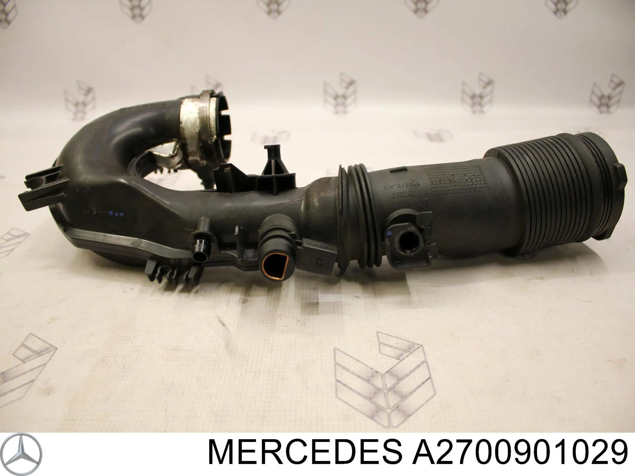 Kolektor ssący Mercedes A2700901029 cena, od 124,15 USD