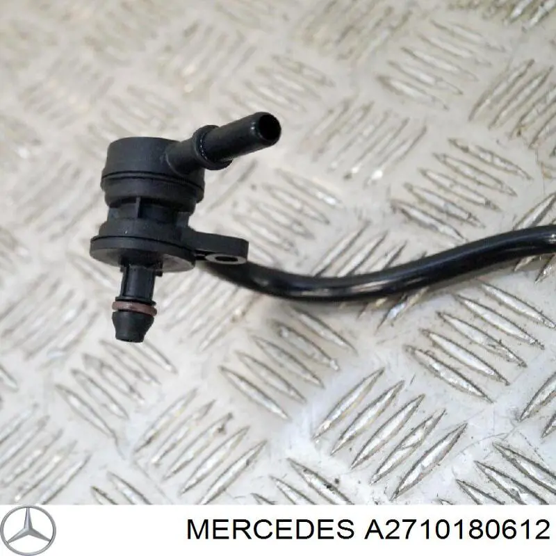 A2710180612 Mercedes Króciec wentylacji kadłuba (separatora oleju)