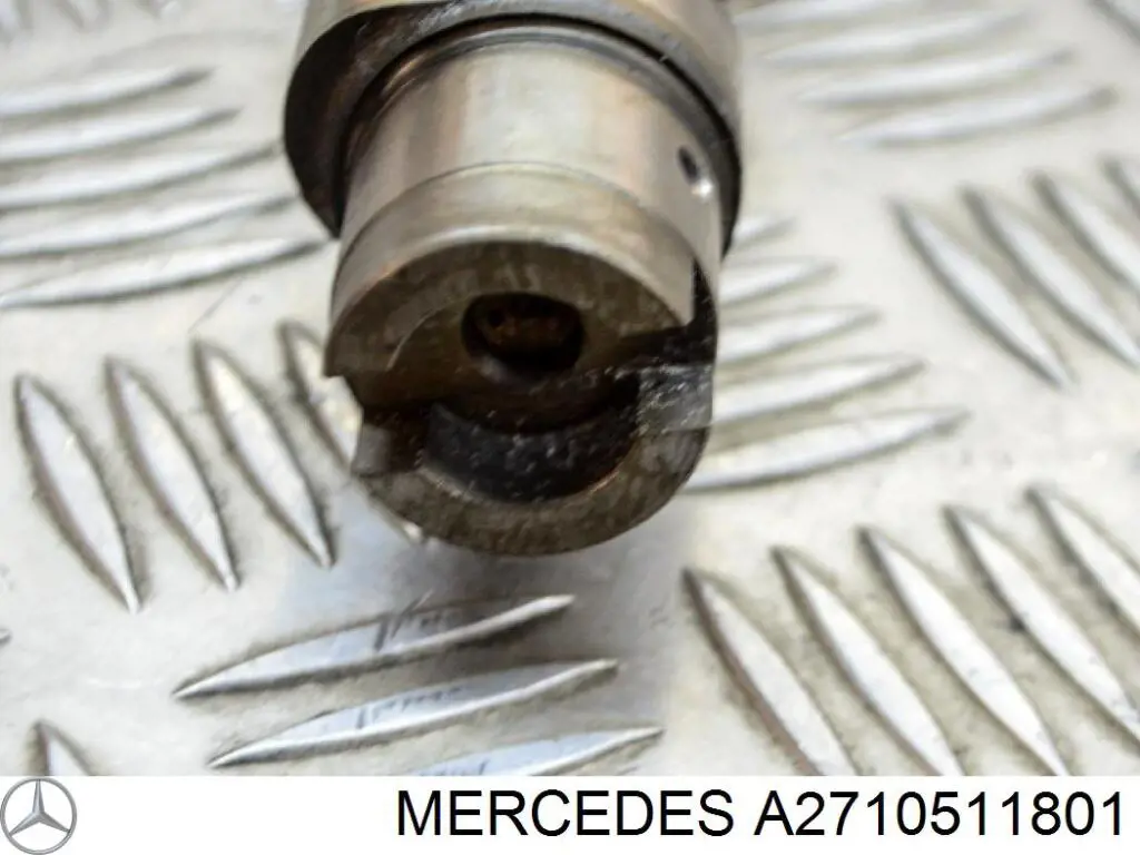 Wał rozrządu silnika ssący, dolotowy Mercedes 2710511801 cena, od  