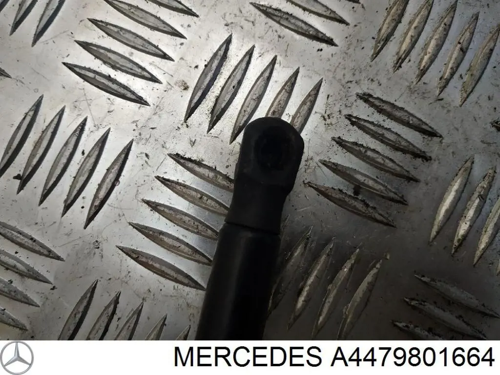 Amortyzator maski Mercedes A4479801664 cena, od 23,58 USD