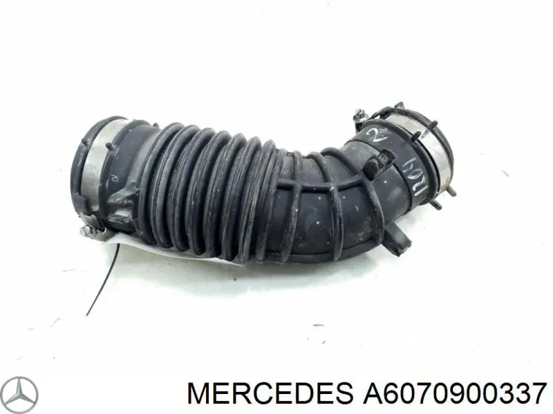 Króciec powietrza, wylot filtra powietrznego Mercedes A6070900337 cena, od 69,04 USD