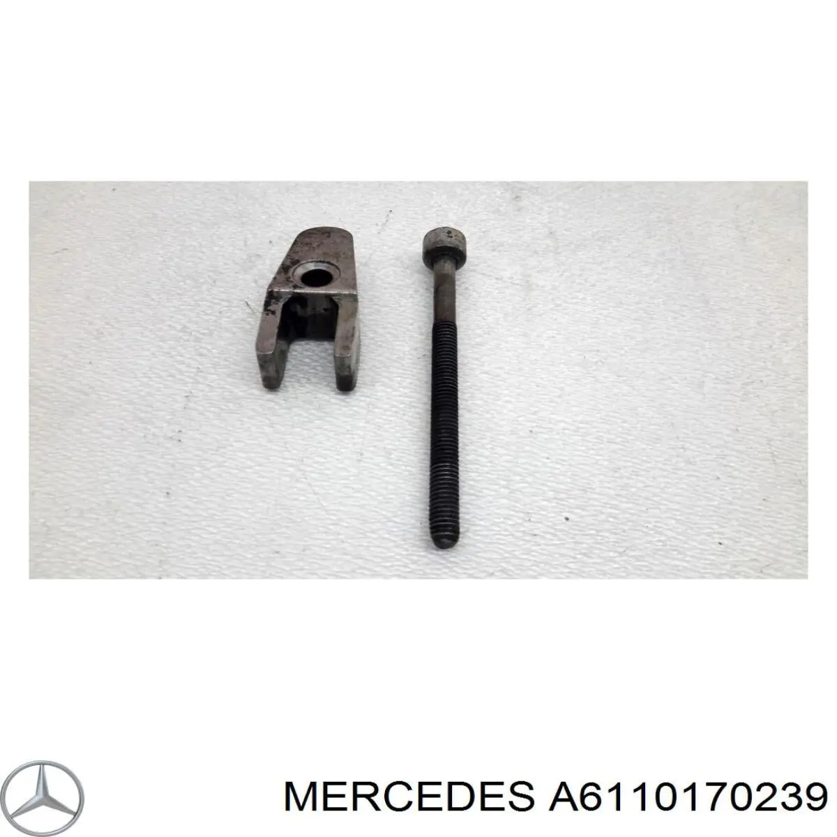 Do koszyka A6110170239 Mercedes Wspornik mocowania wtryskiwacza