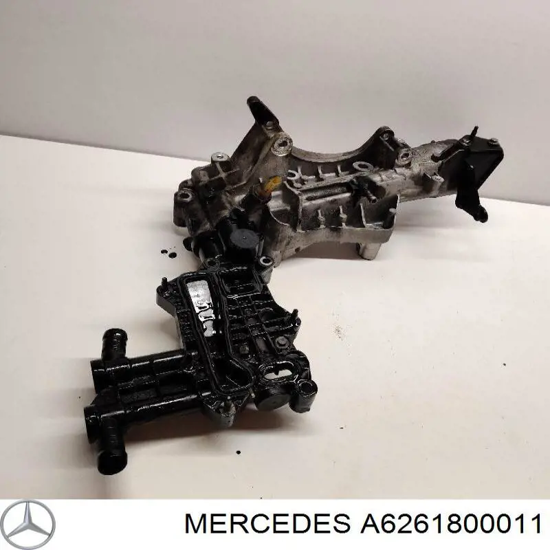 Obudowa filtra oleju Mercedes A6261800011 cena, od 247,99 USD