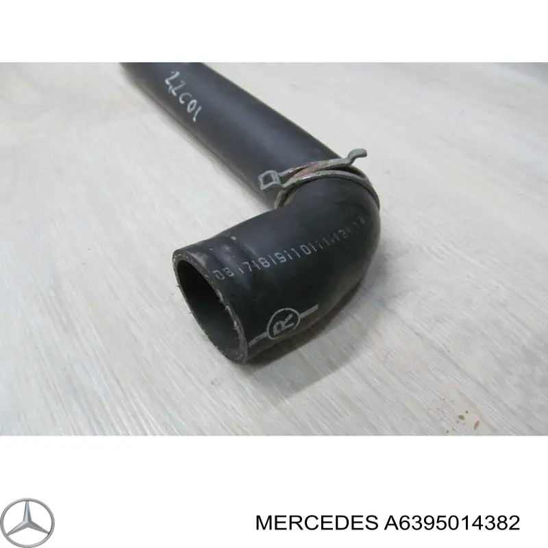 A6395014382 Mercedes Przewód (króciec) chłodnicy górny