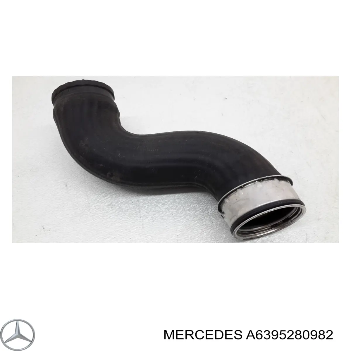 A6395280982 Mercedes Przewód (króciec) intercoolera