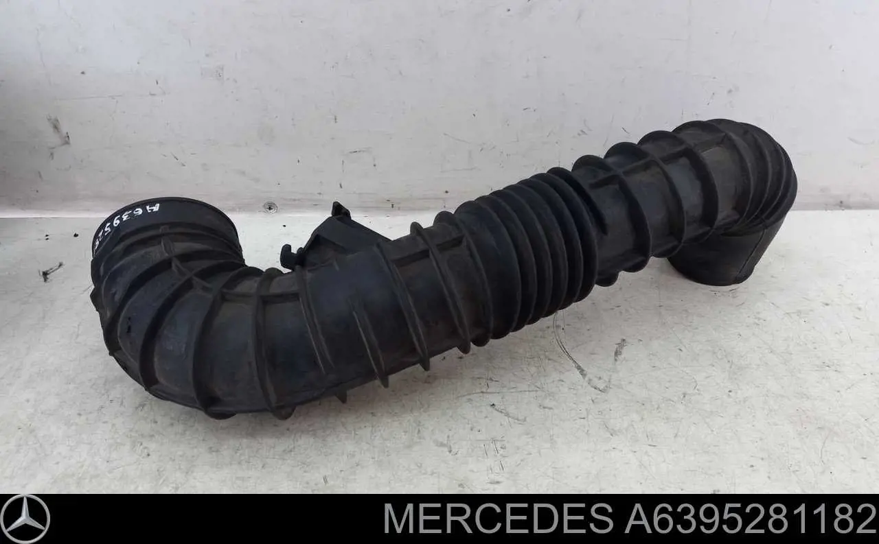 A6395281182 Mercedes Króciec powietrza, wylot filtra powietrznego