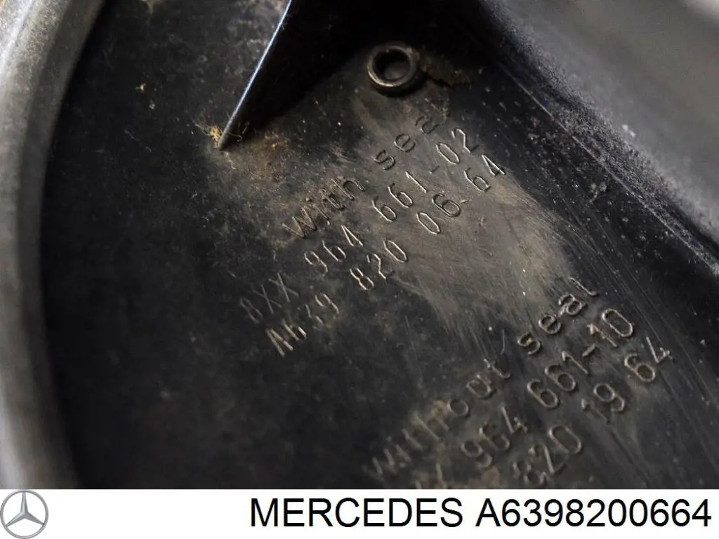 Lampa zespolona tylna prawa górna Mercedes A6398200664 cena, od 21,29 USD