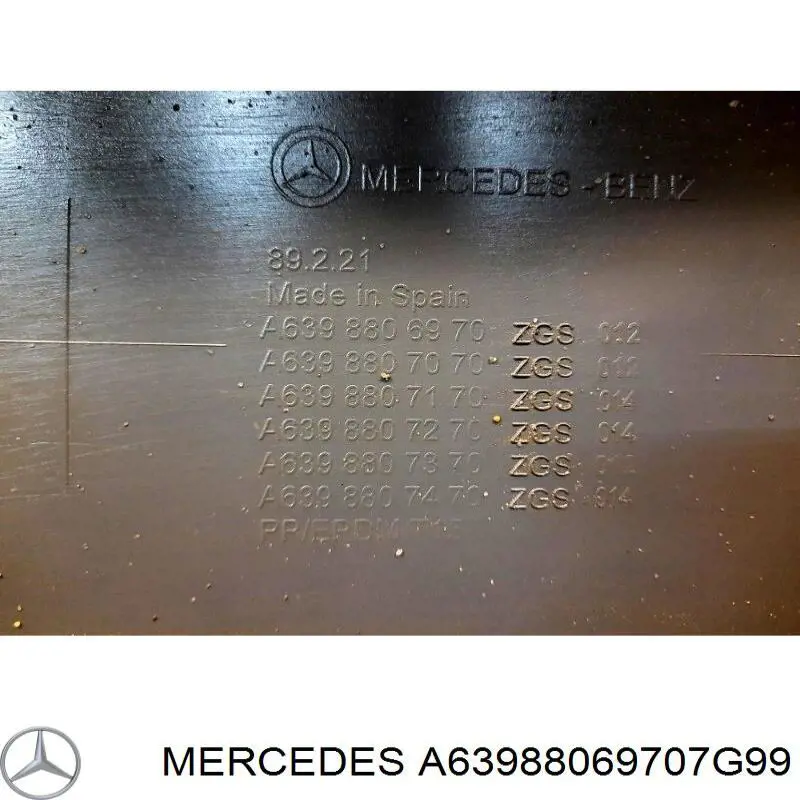 A63988069707G99 Mercedes Zderzak przedni