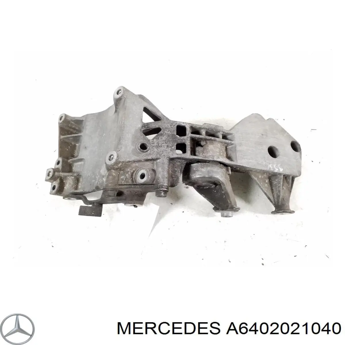 Wspornik alternatora do Mercedes B  W245