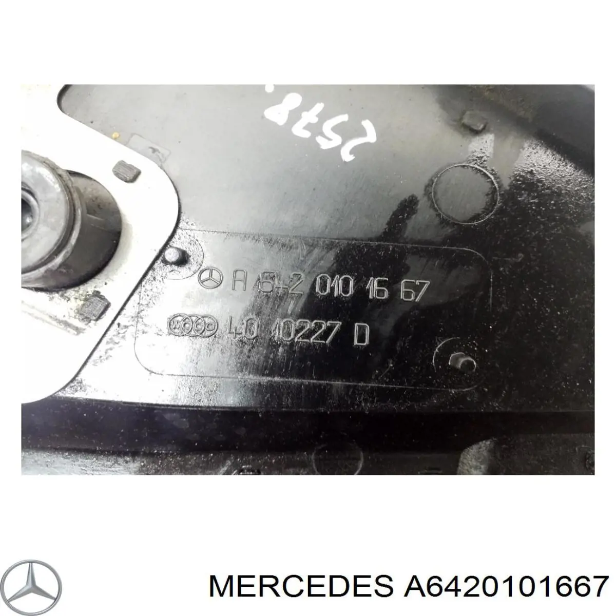 Do koszyka Pokrywa silnika dekoracyjna Mercedes GL  X164