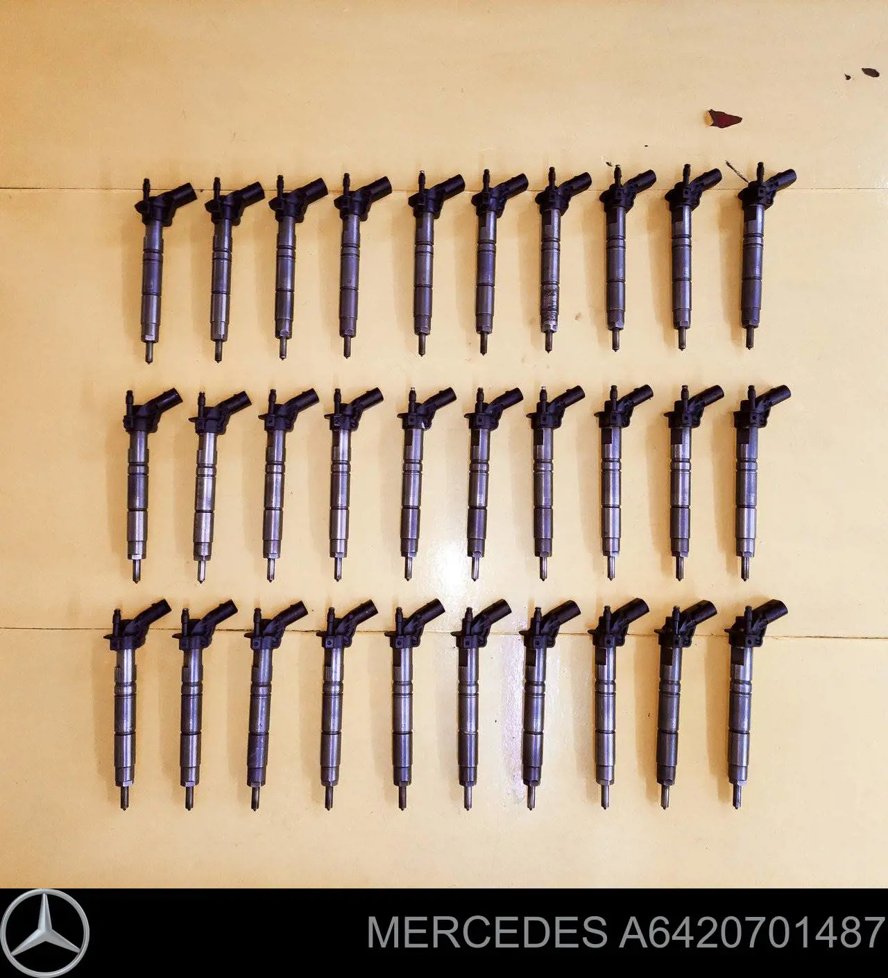 Wtryskiwacz paliwa Mercedes A6420701487 cena, od 262,77 USD