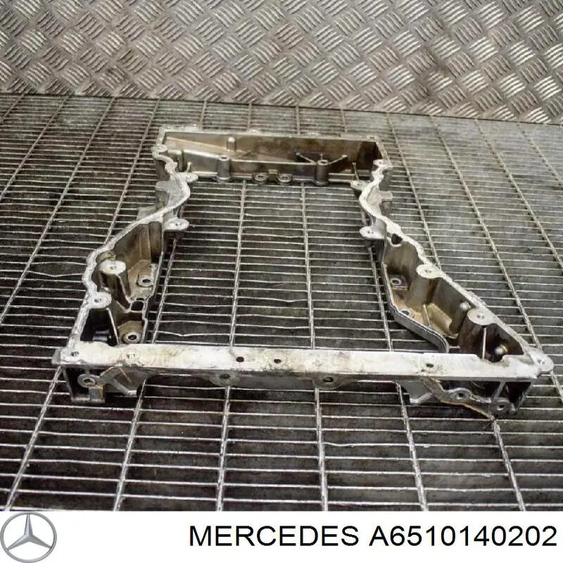 A6510140202 Mercedes Miska olejowa silnika, górna część