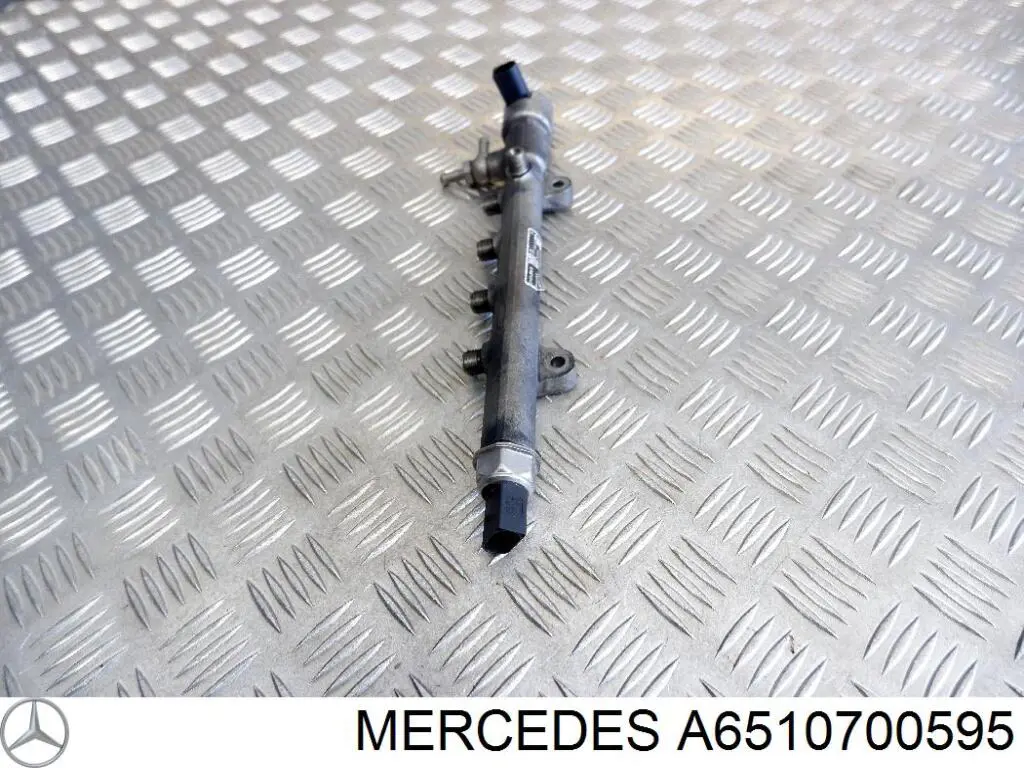Rozdzielacz paliwa Mercedes A6510700595 cena, od 129,40 USD