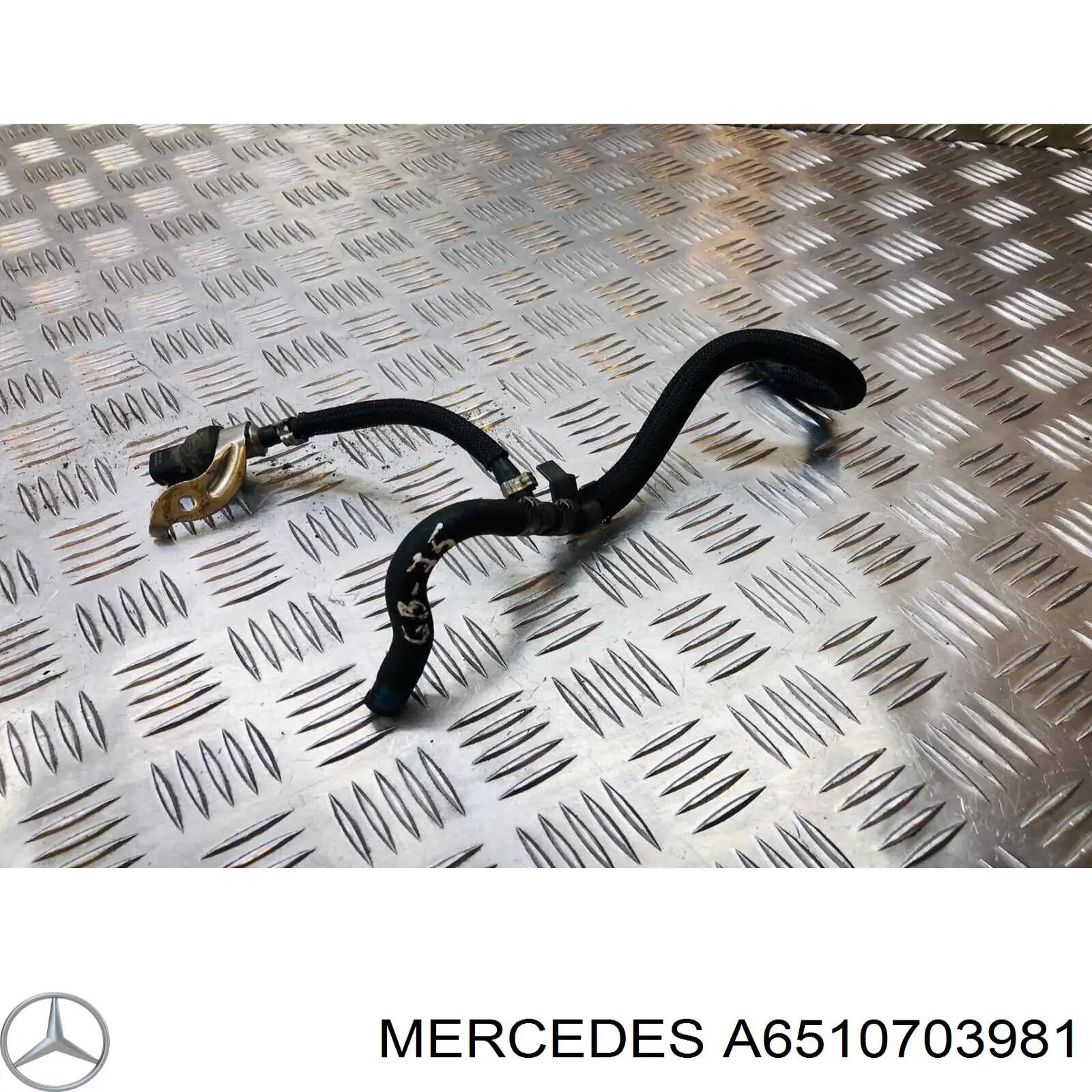 Rurka paliwa, od filtra do pompy Mercedes A6510703981 cena, od 54,48 USD