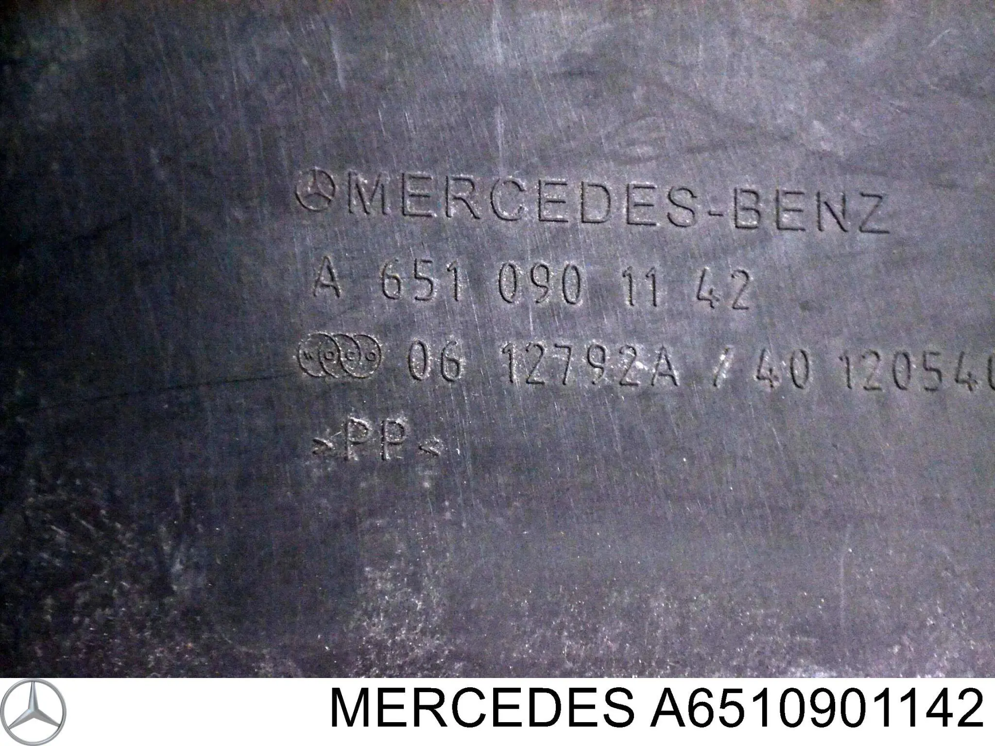 Wlot powietrza do filtra powietrza Mercedes A6510901142 cena, od 64,73 USD