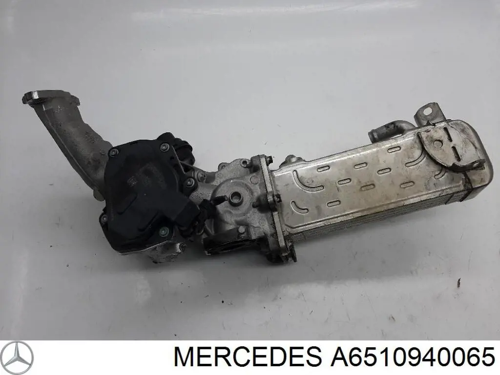 Zawór obejściowy (by-pass) ERG recyrkulacji spalin A6510940065 Mercedes