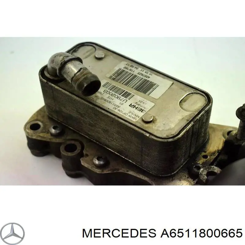 Chłodnica oleju Mercedes A6511800665