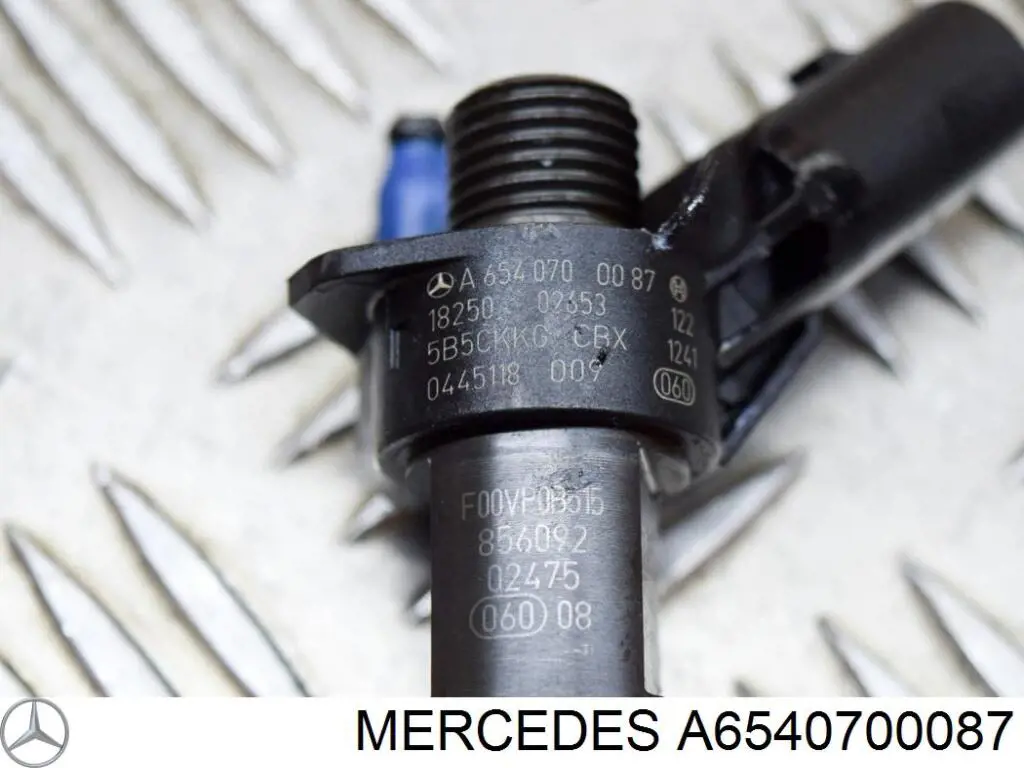 Wtryskiwacz paliwa A6540700087 Mercedes