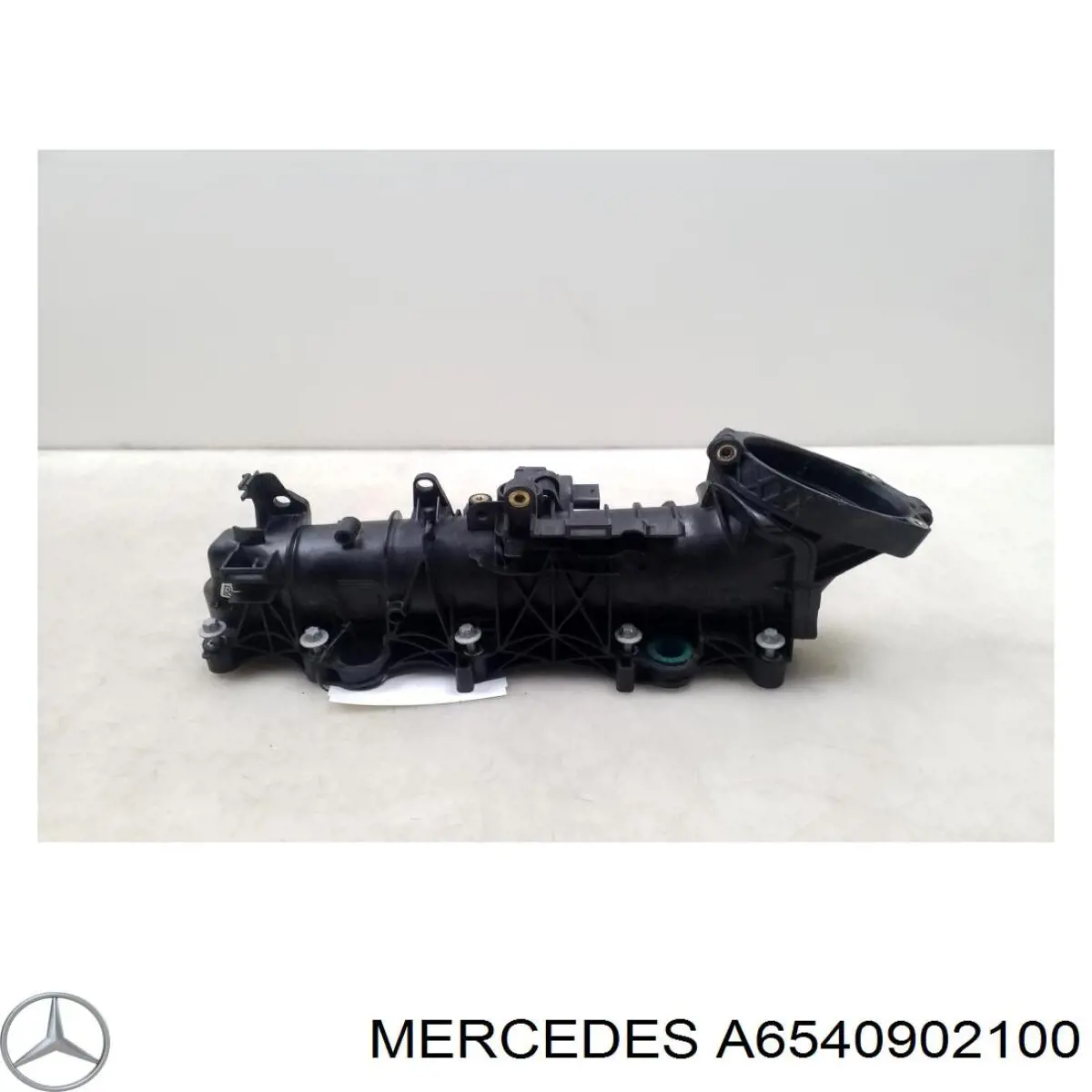 Kolektor ssący Mercedes A hatchback (W177) (2018 - 2026) cena, od 225,13 USD
