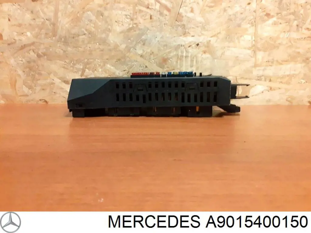 Do koszyka A9015400150 Mercedes Skrzynka bezpieczników