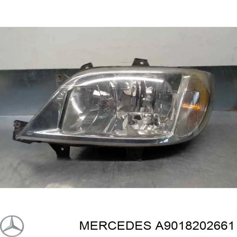 A9018202661 Mercedes Reflektor lewy